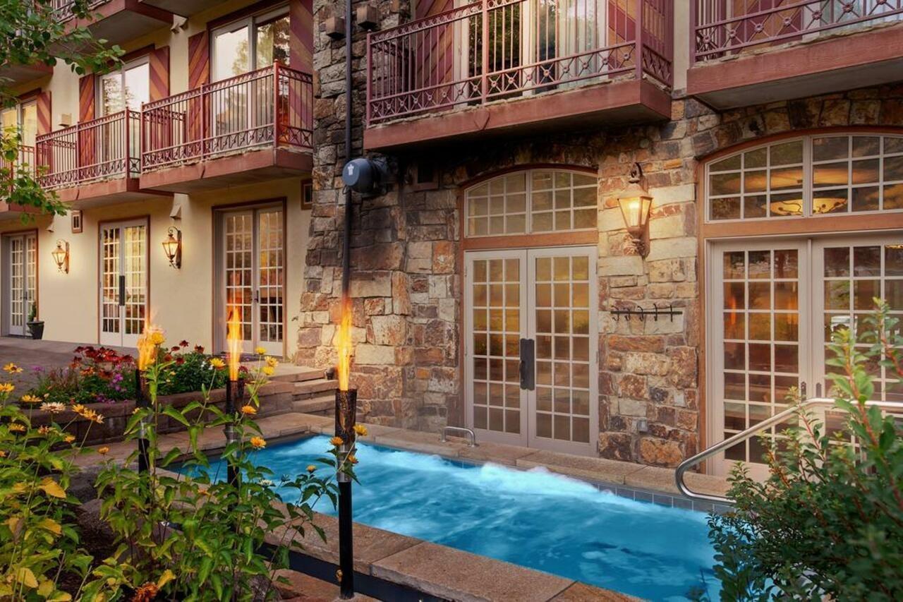 Tivoli Lodge ベール エクステリア 写真